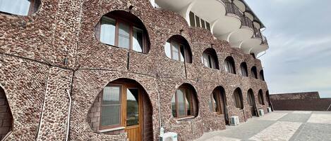 Facciata della struttura