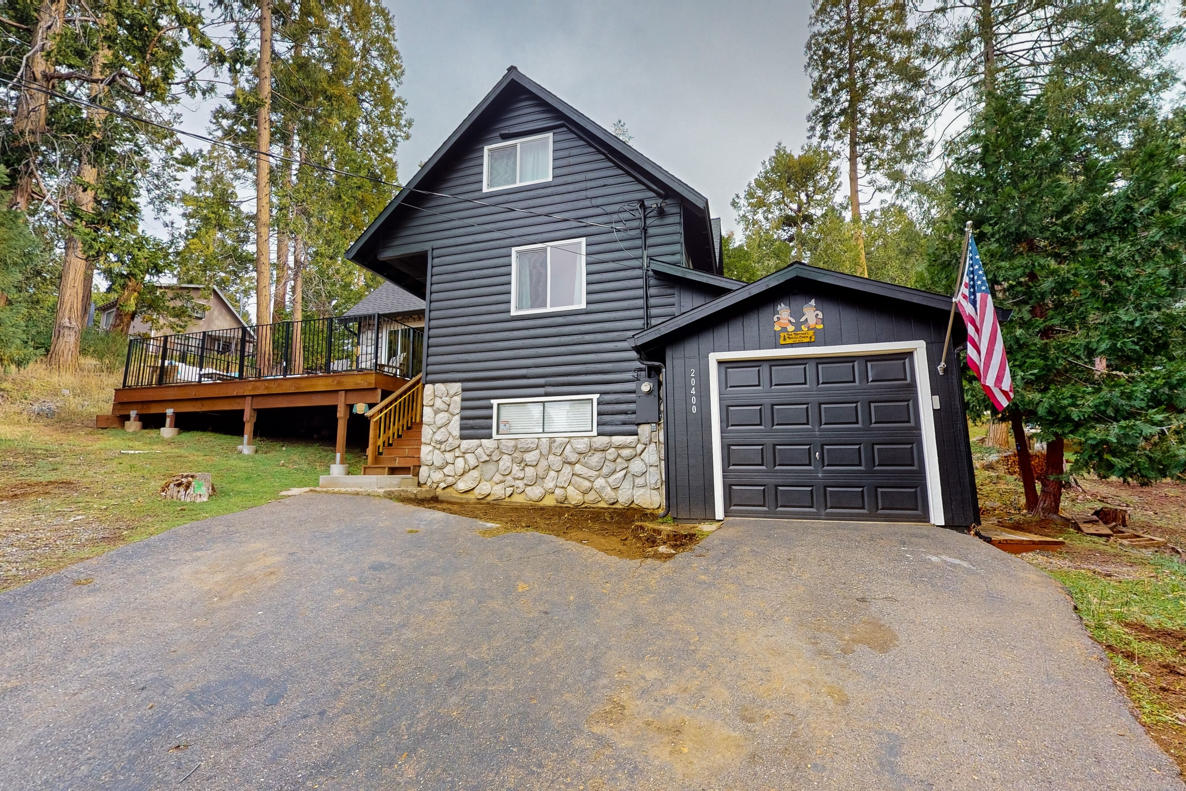Renovated cabin near Pinecrest Lake with furnished deck - dog-friendly