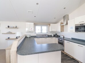 Lavavajillas y utensilios de cocina