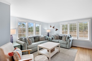 Smart TV - Beachgrass Bungalow by Seaside Vacations & Sales (Chincoteague Island)
