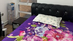 1 bedroom, WiFi (free), bed sheets - Captivating 1-bed Apartment in London (London)