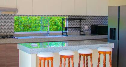 HOP Canc n Hermosa Casa de Playa