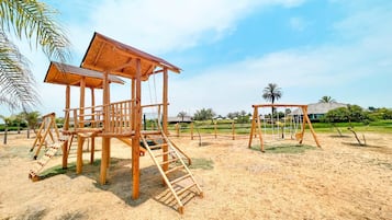 Villa | 6 bedrooms, Internet