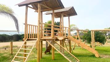 Villa | 6 bedrooms, Internet