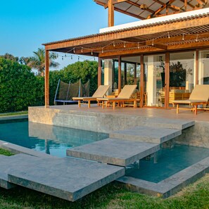 House - HOP Bali Exclusiva Laguna y Playa en Chincha (El Carmen)