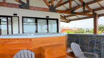 Villa | 6 bedrooms, Internet