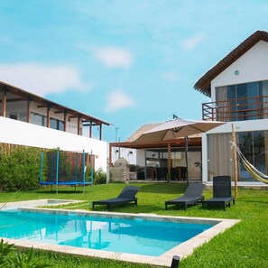 House | 5 bilik tidur 