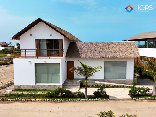 HOP Macao Hermosa Casa de Playa