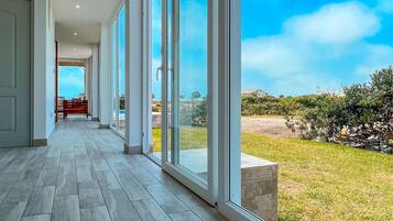 Villa | 3 bedrooms, Internet