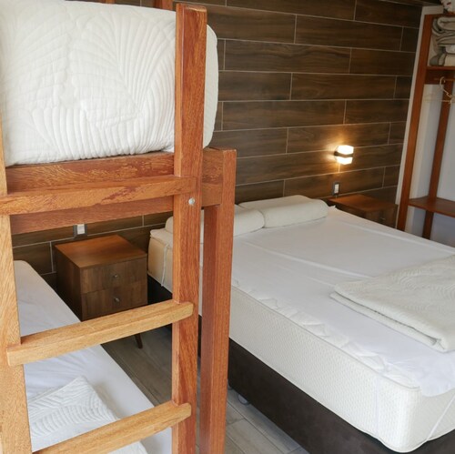HOP Buzios Exclusiva Oasis y Playa en Chincha