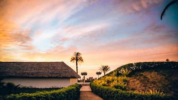 Villa | 4 bedrooms, Internet