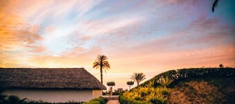 HOP Odaiba Exclusiva Laguna y Playa en Chincha