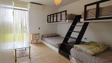 Villa | 4 bedrooms, Internet