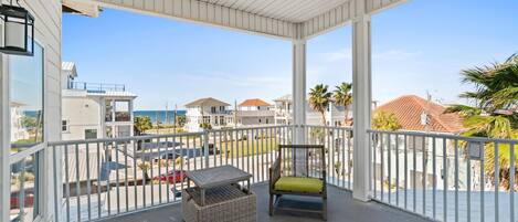 House, 5 Bedrooms, Hot Tub | Balcony