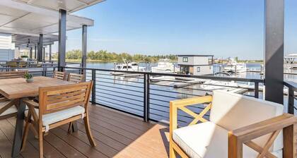 Balance @ The Cove Riverwalk Villas