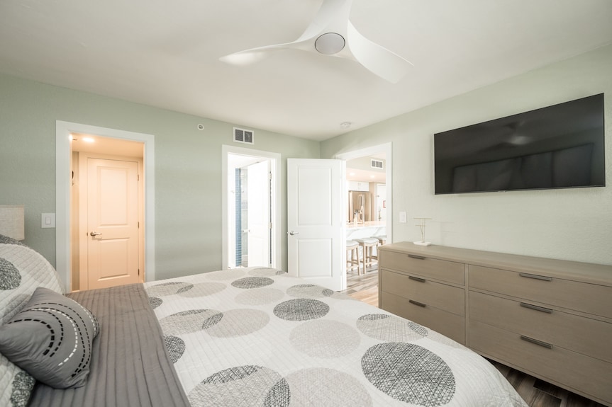 Welcome To Poseidon Too - A Newly, Completely Renovated Condo @ Sunrise Suites! - Key West, FL