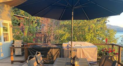Endless Sunsets & Huge Gravel Beach & Remodeled Cottage/Cabin