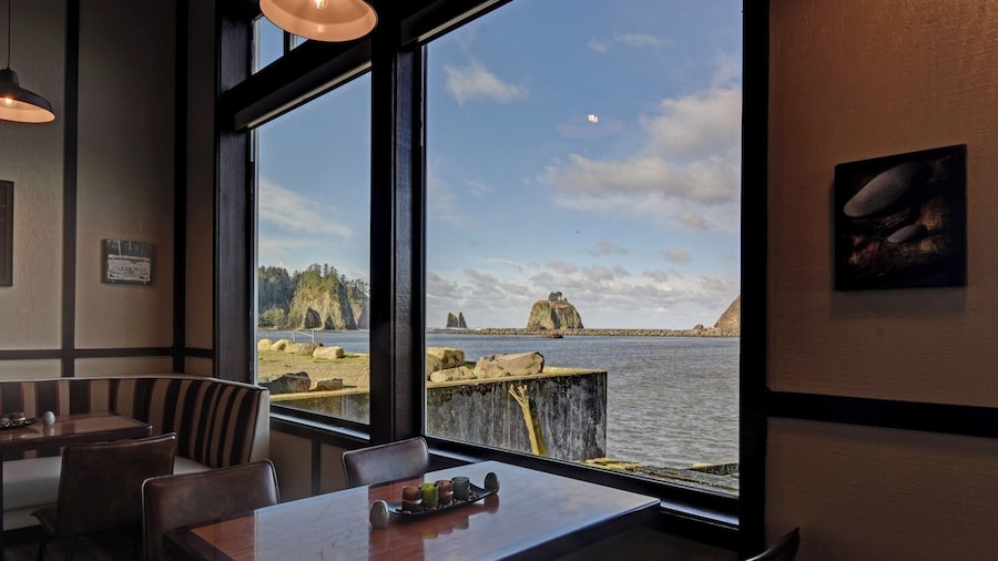 Quileute Oceanside Resort