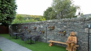 Exterior - The Cross Keys By JD Wetherspoon (Peebles)