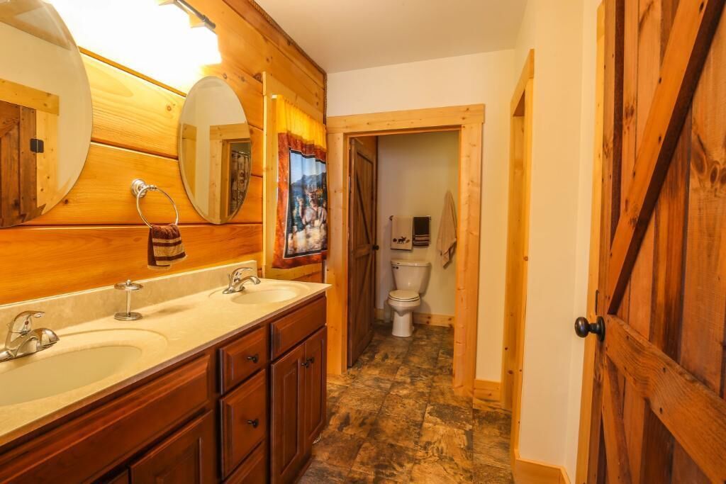 Westhaven Cabin