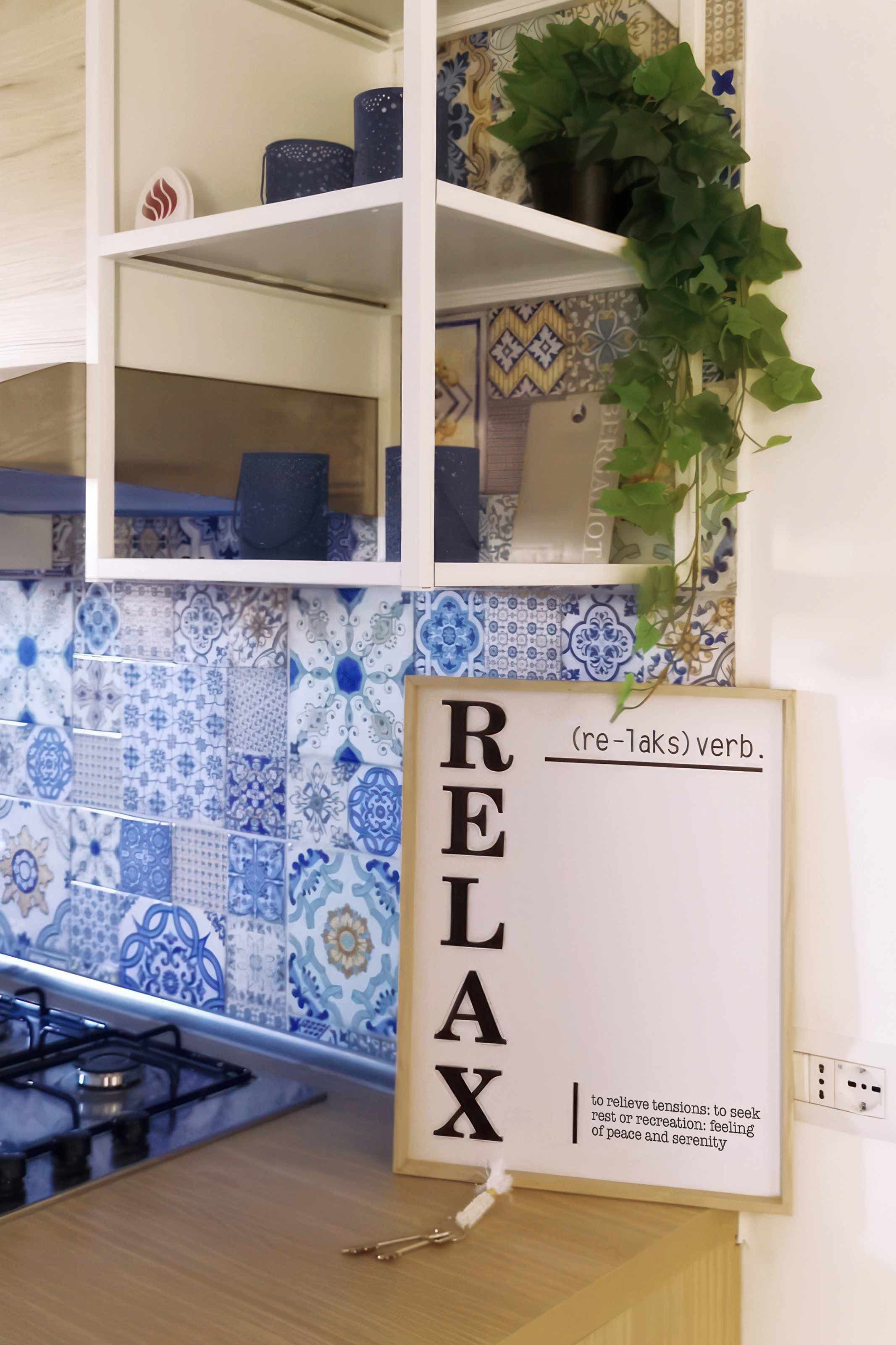 Réfrigérateur, four, cafetière/bouilloire