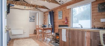 The Lodge - 1 Bedroom - Freshwest Beach Retreat