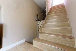 Interior - [quartieri Spagnoli] Appartamento per 8 -roof Moon (Napoli)