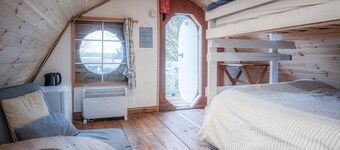 The Pod - 1 Bedroom - Freshwest Beach Retreat