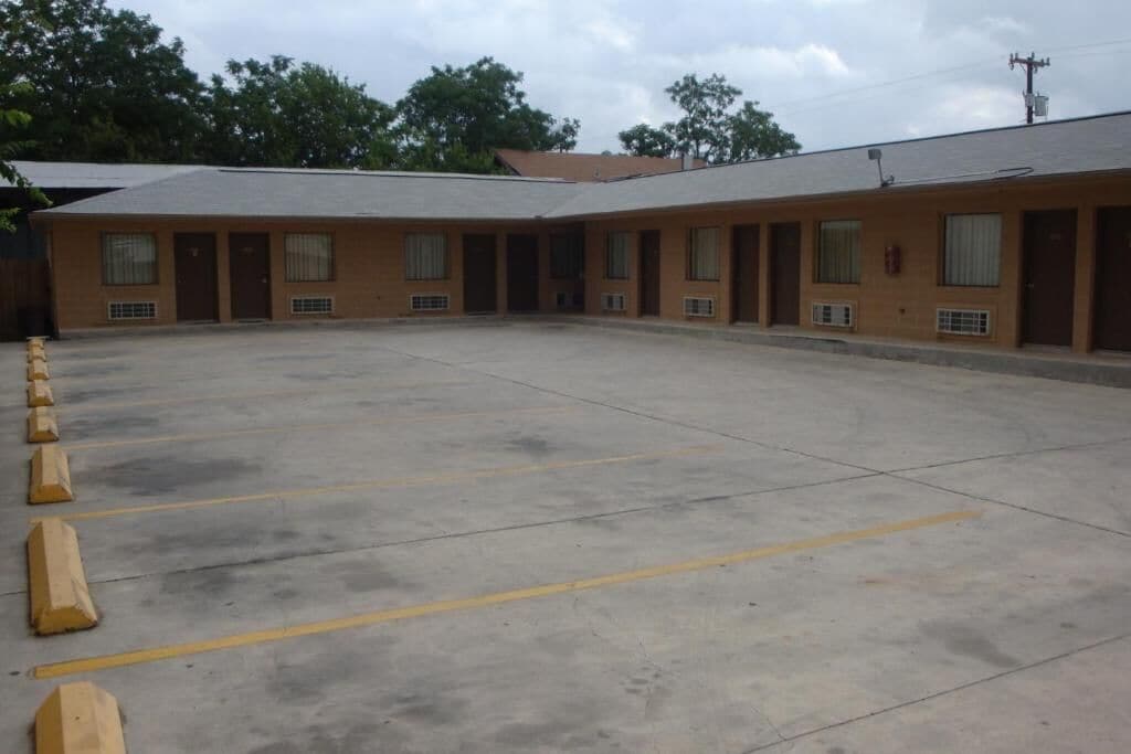 Photo - American Motel