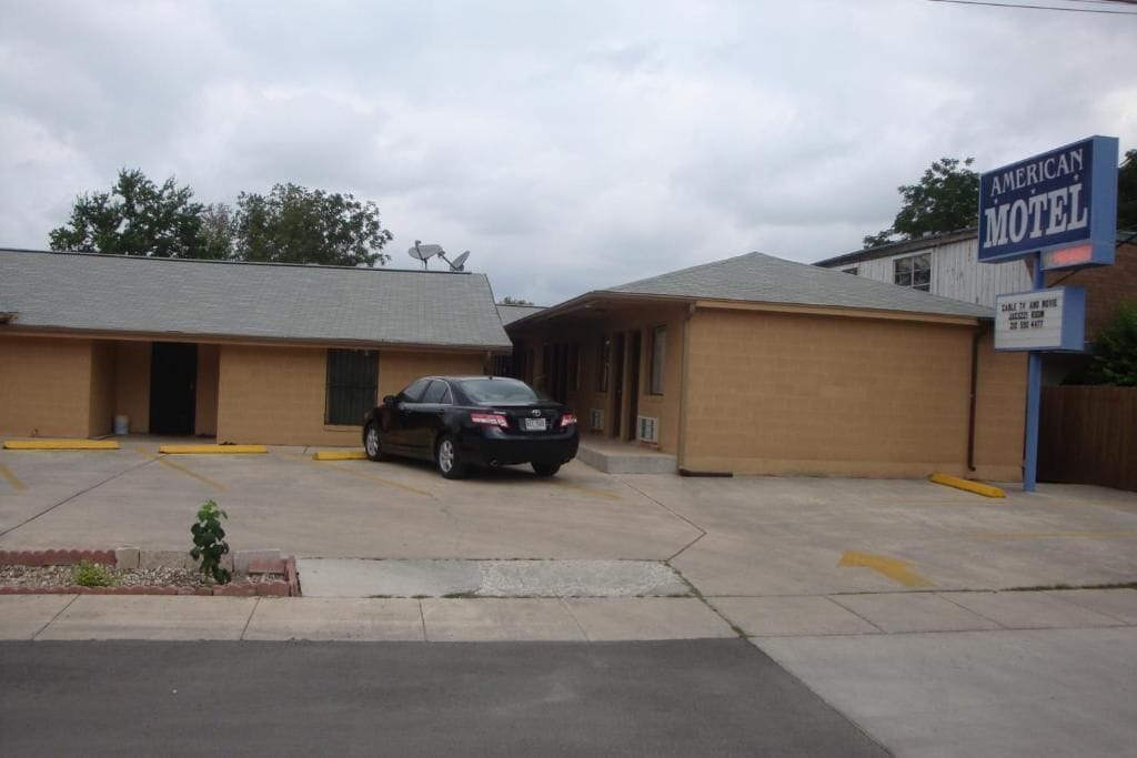 Photo - American Motel