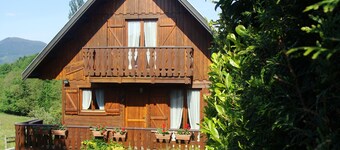 Charmant Chalet Individuel au Pied des Montagnes en Centre Alsace