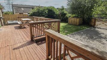 Cottage | Outdoor dining