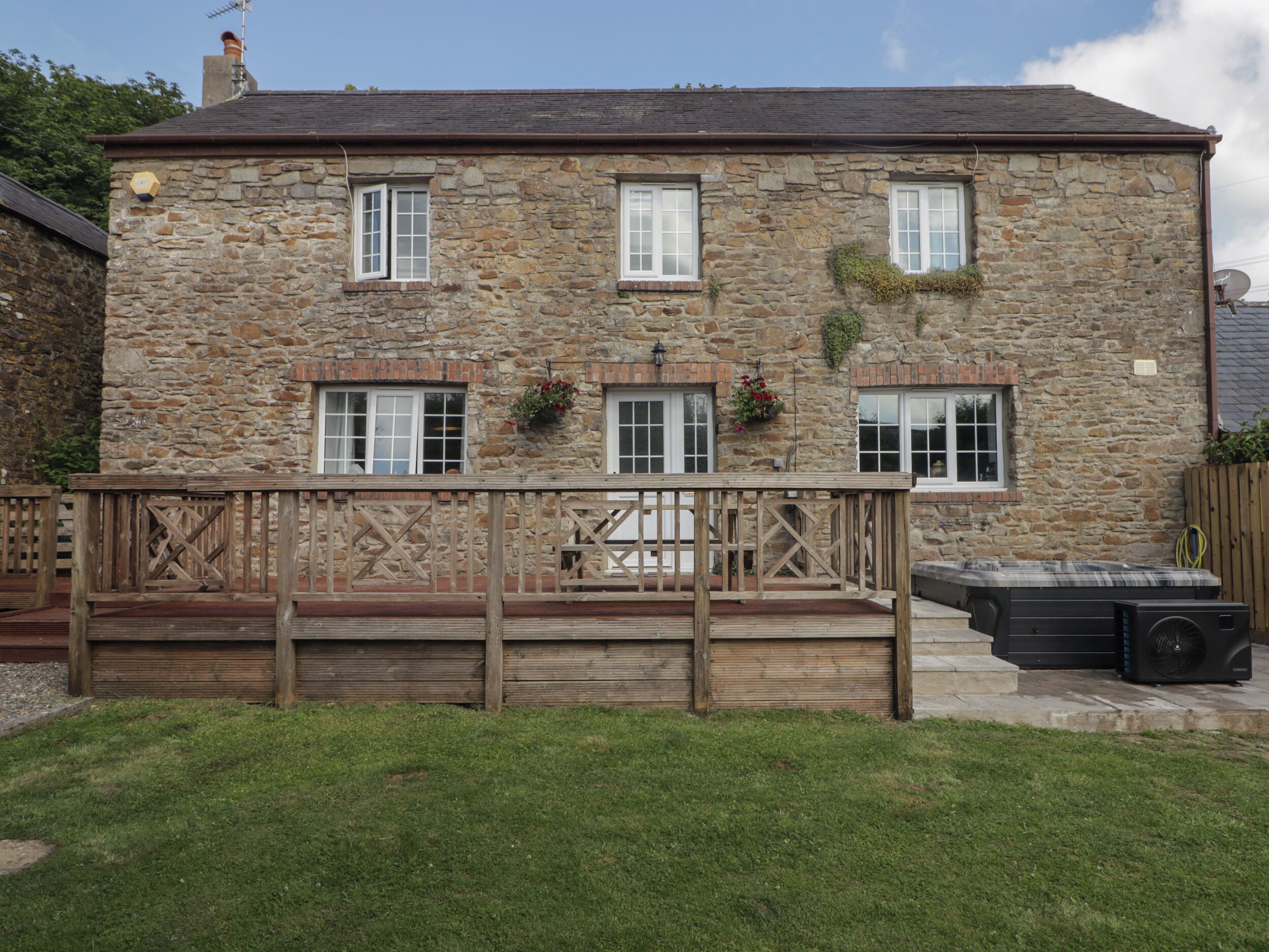 Cottage | Exterior