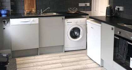 Welsh Getaway Home 1 (10 mins to Bike Park Wales)