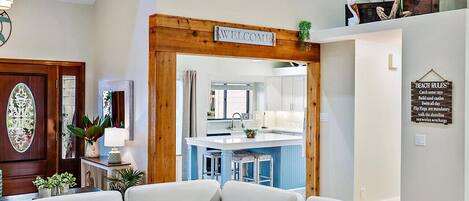 Smart TV, fireplace, stereo