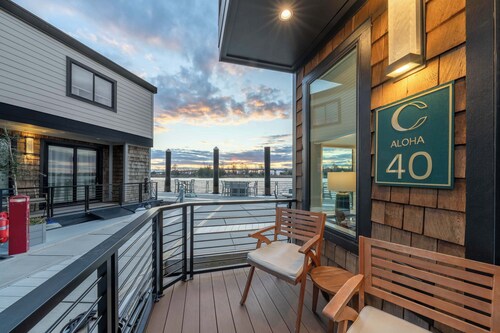 Aloha @ The Cove Riverwalk Villas