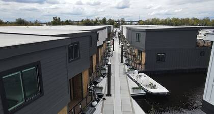 Aloha @ The Cove Riverwalk Villas