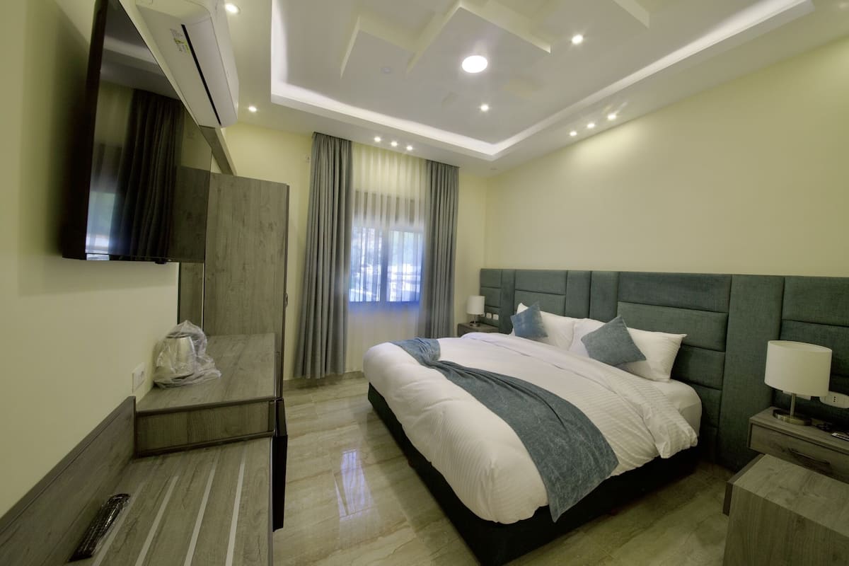 Quarto casal luxo | Wi-Fi de cortesia