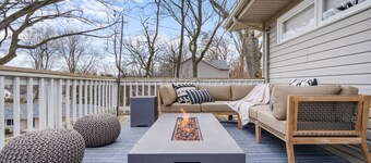 3 min to ND. Game Room. Fire Pit. Large group friendly.