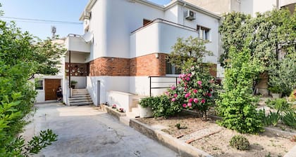 Happy Home - Rental Residence