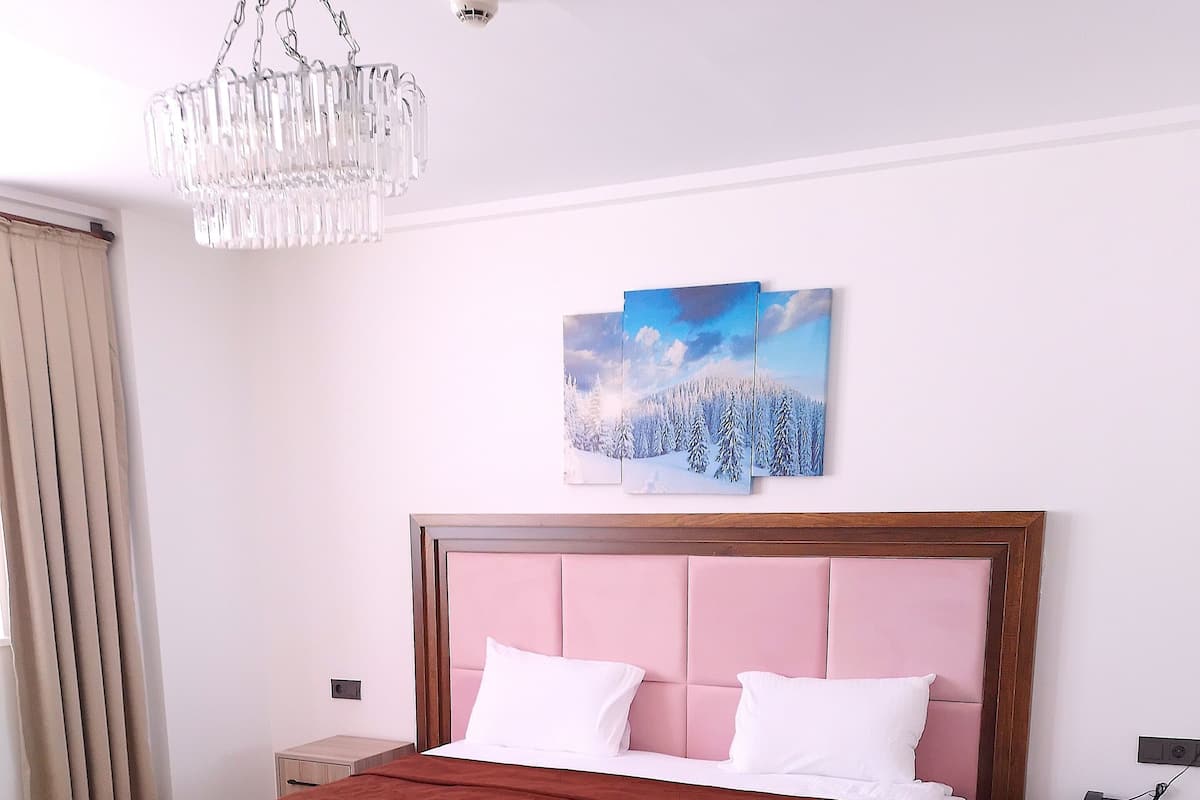 1 bedroom, in-room safe, free WiFi