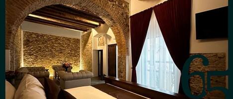 Suite Premier | 1 camera, biancheria da letto di alta qualità, copriletto in piuma