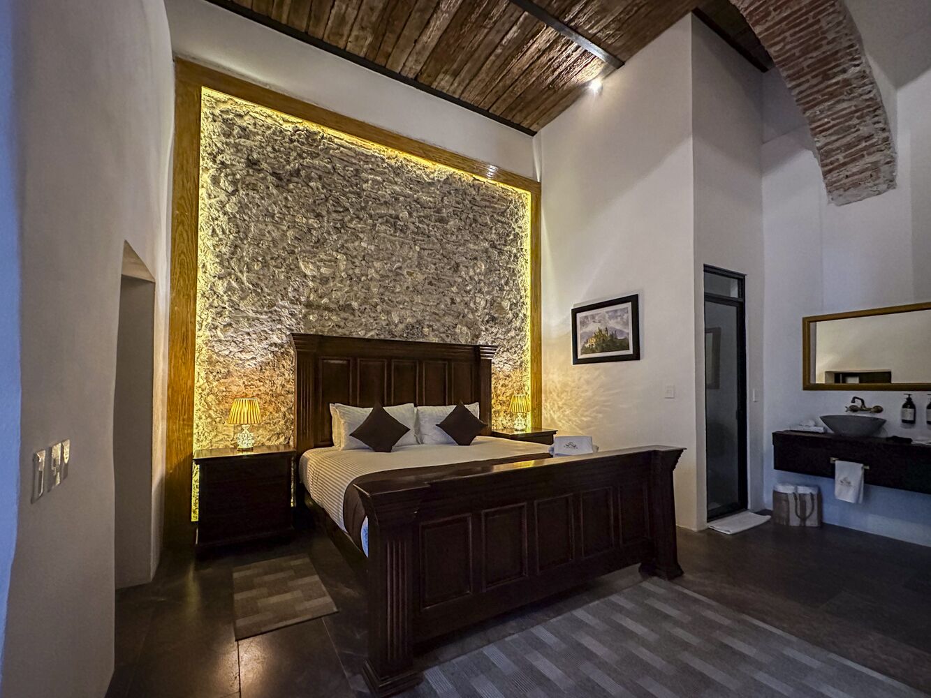 Junior Suite 1 | Premium bedding, down comforters, minibar, individually decorated