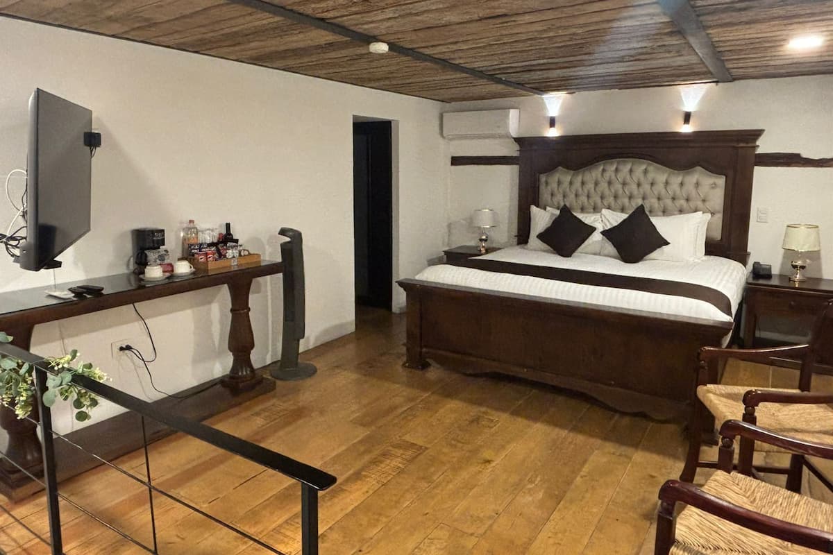 Junior Suite 1 | Premium bedding, down comforters, minibar, individually decorated