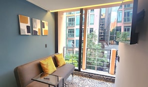 Deluxe Apartment | Street view - NIU Reforma (Mexico City)