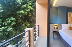 Deluxe Apartment | Balcony - NIU Reforma (Mexico City)