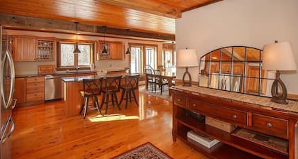 Lux VT ski chalet with mountain views and apres ski amenities.