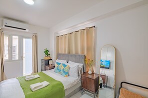 1 bedroom, iron/ironing board, free WiFi, bed sheets