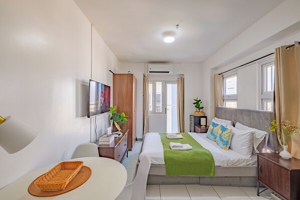 1 bedroom, iron/ironing board, free WiFi, bed sheets