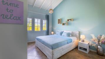 3 bedrooms, iron/ironing board, Internet